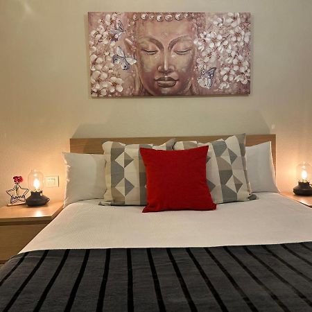 Apartamento Suite Torre Alta Parking Gratis Sevilla Kültér fotó