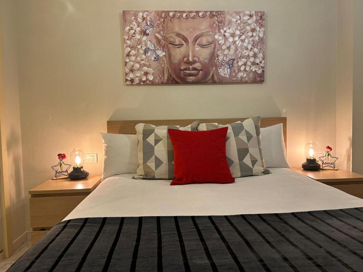 Apartamento Suite Torre Alta Parking Gratis Sevilla Kültér fotó