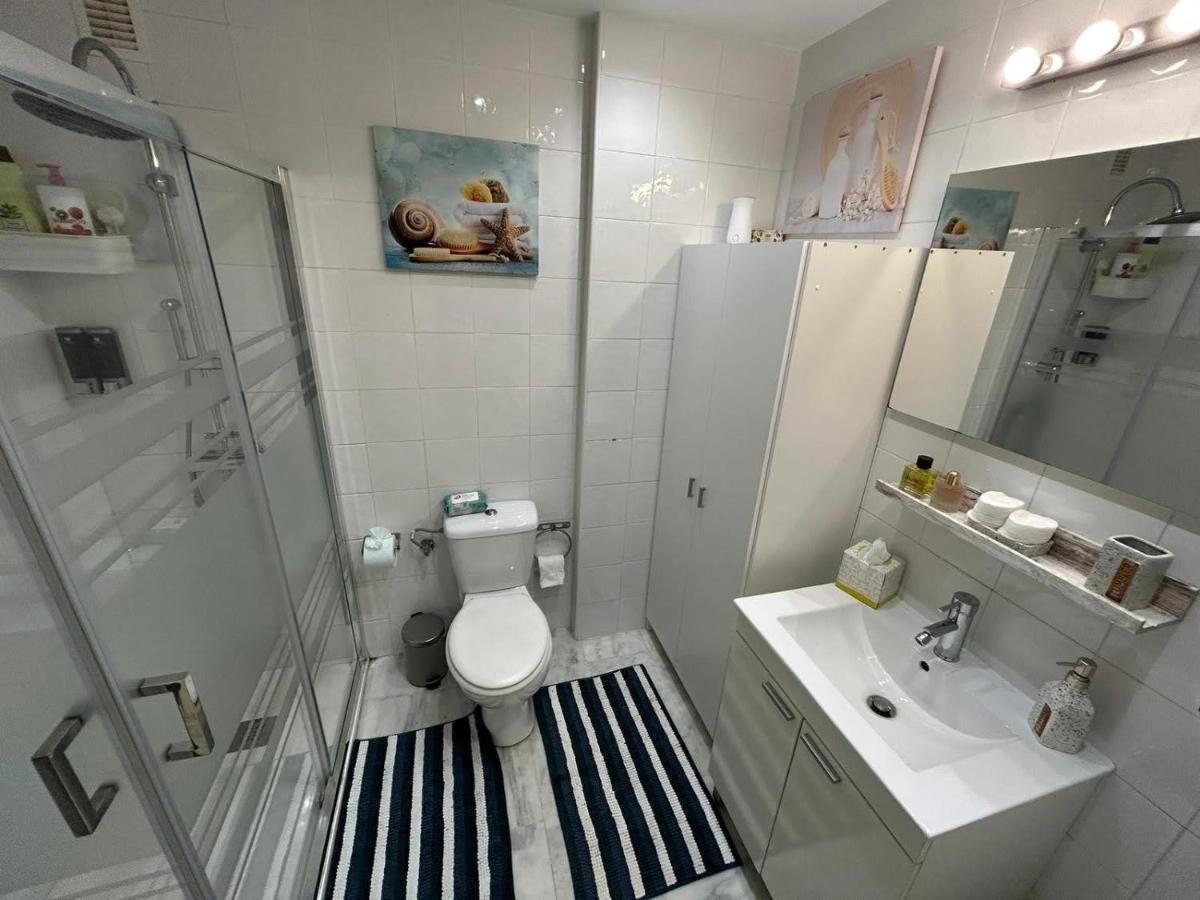 Apartamento Suite Torre Alta Parking Gratis Sevilla Kültér fotó